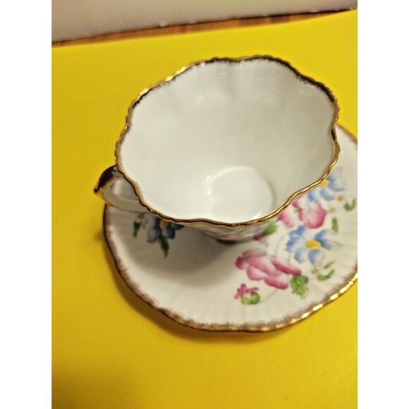 Salisbury England Cup & Saucer Set Pink & Blue Flowers Gold Trim 1950's - Picture 6 of 11